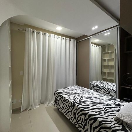 Novo Na Quadra Da Praia Santos  Exterior photo
